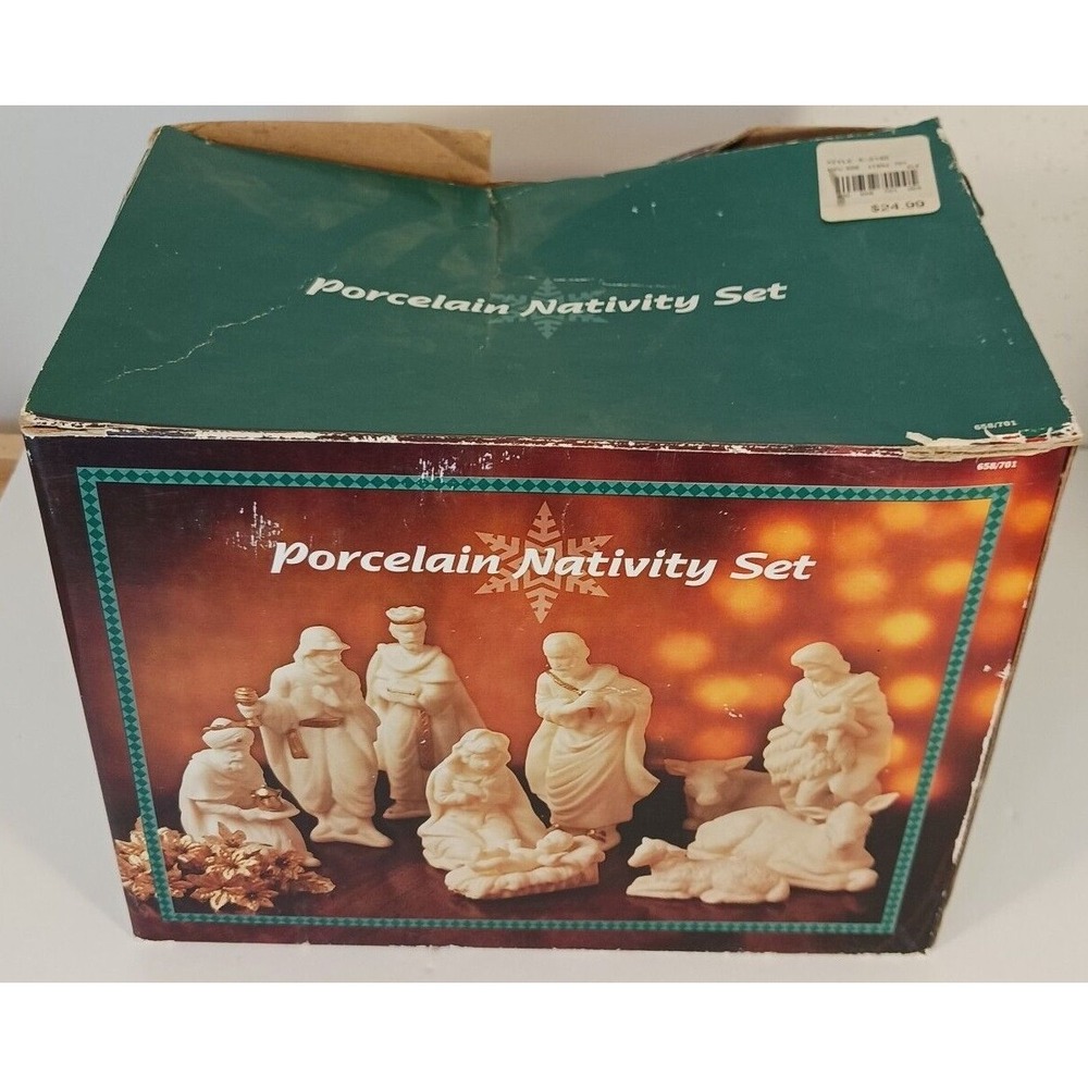 Porcelain Nativity 10 pc. set distributed by Hudson Corp. Ivory Color - Picture 11 of 11